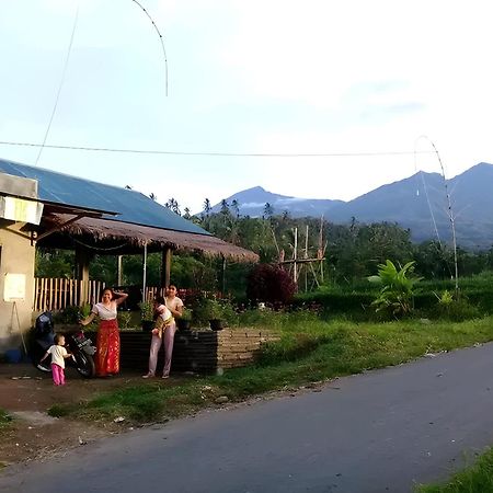 Bayan Exotic Homestay セナル エクステリア 写真