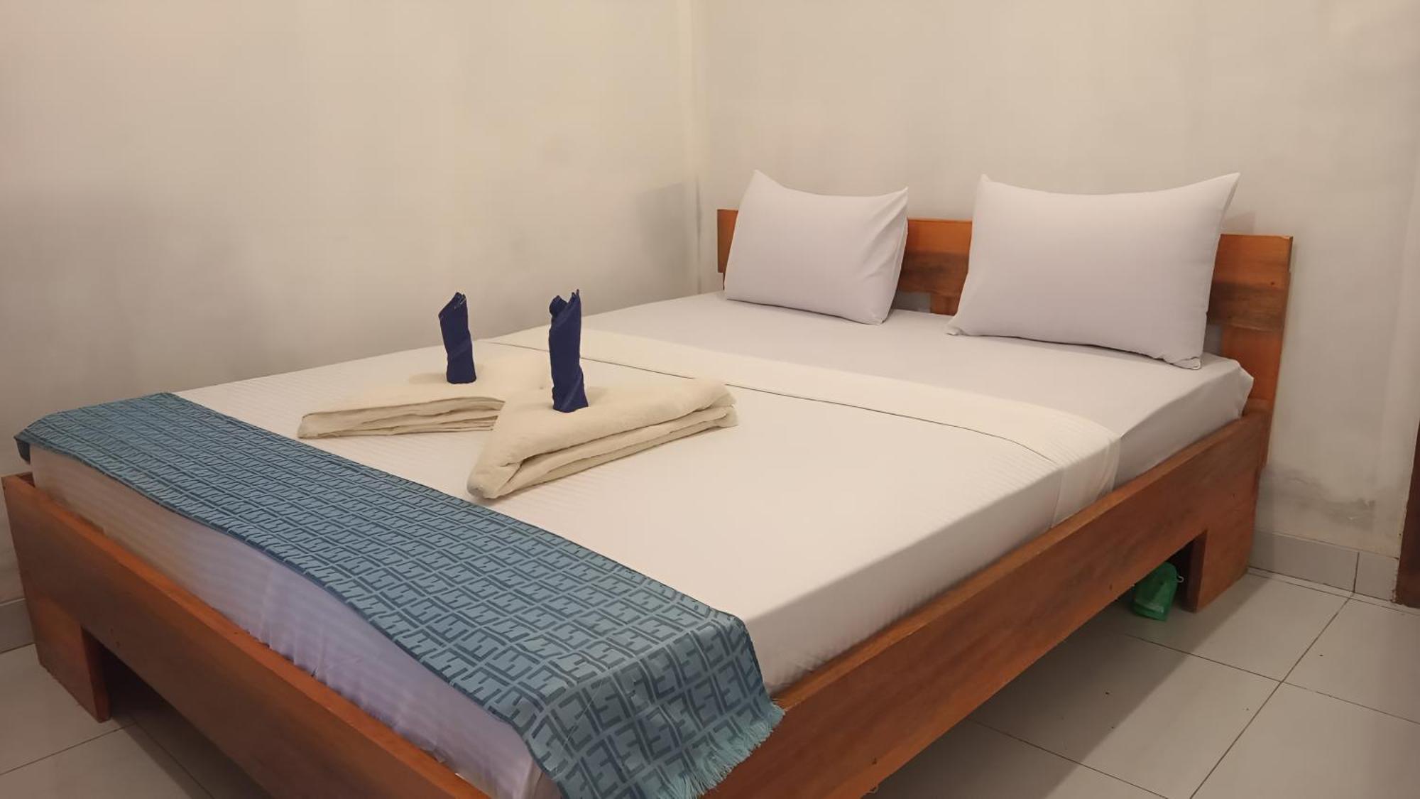 Bayan Exotic Homestay セナル エクステリア 写真