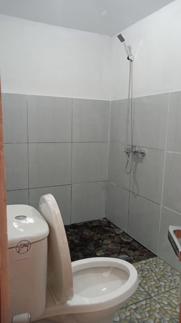 Bayan Exotic Homestay セナル エクステリア 写真