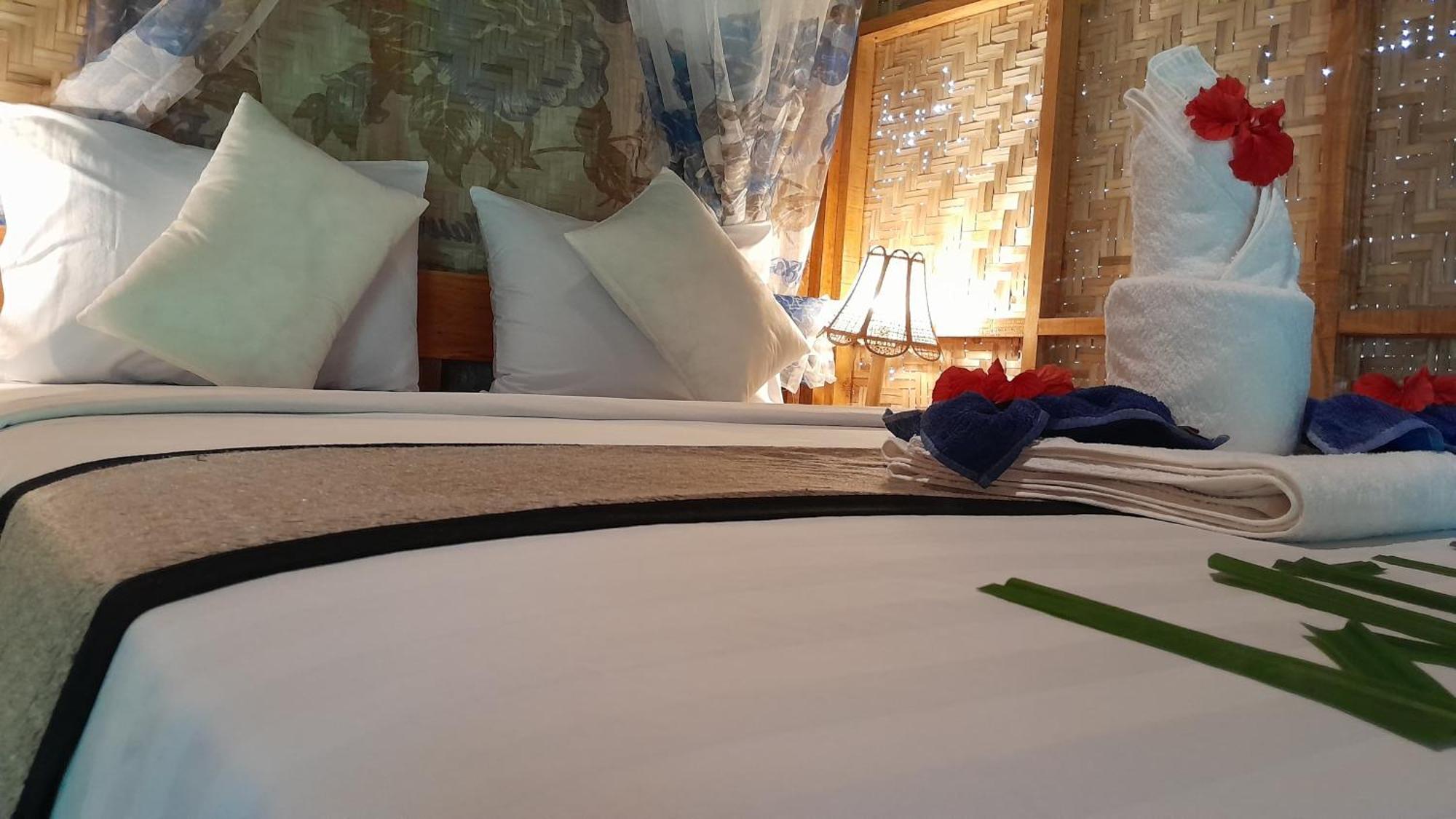 Bayan Exotic Homestay セナル エクステリア 写真