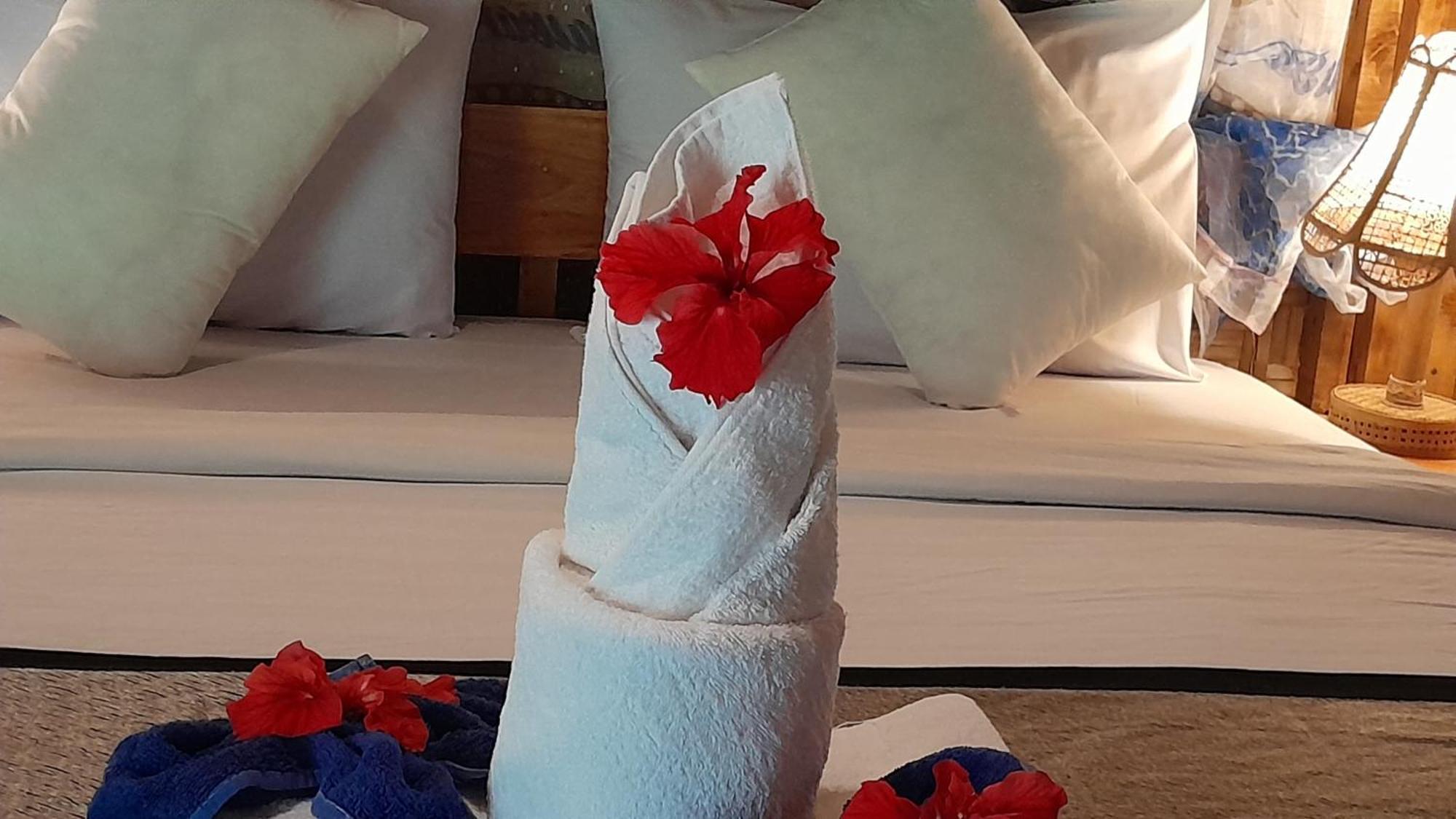 Bayan Exotic Homestay セナル エクステリア 写真
